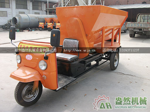 羊場撒料車 羊場喂料車