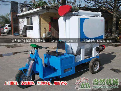 豬場自動喂料車 自動化養豬設備