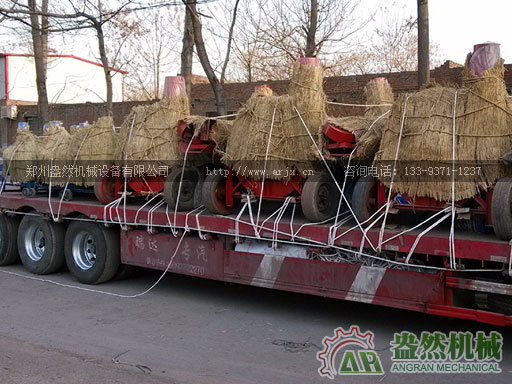鍘草機